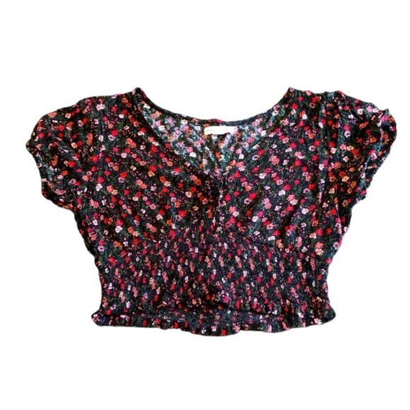 Floral Smocked Cropped Liberty Floral Top Woman’s Size Small Aeropostale - Picture 1 of 9